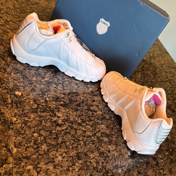 K-Swiss pink collection White Retro Low Sneakers NWT 8.5 - Picture 9 of 10